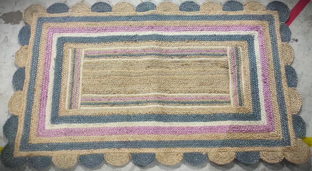 Scalloped Jute Rug, Grey & Pink Border Stripes, 160 × 90 cm