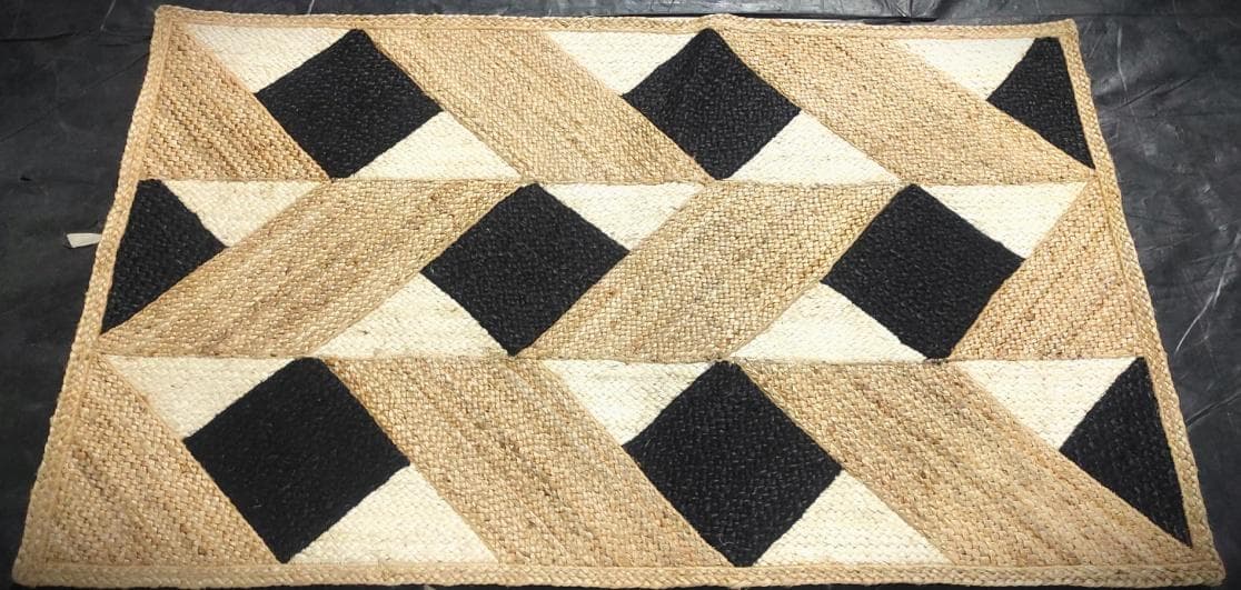 Diamond Pattern Jute Rug, Black & Natural, 90 × 50 cm