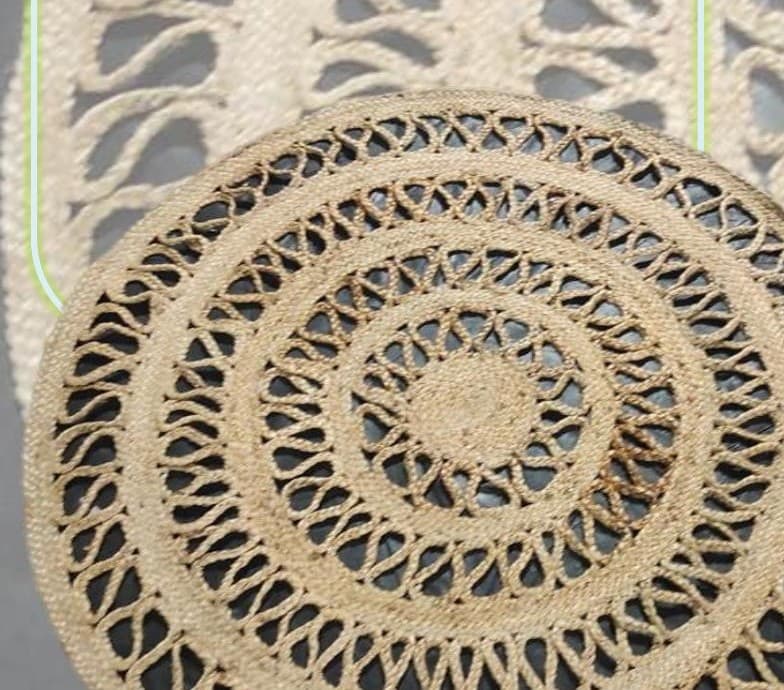 Round Openwork Jute Rug, 120 cm diameter