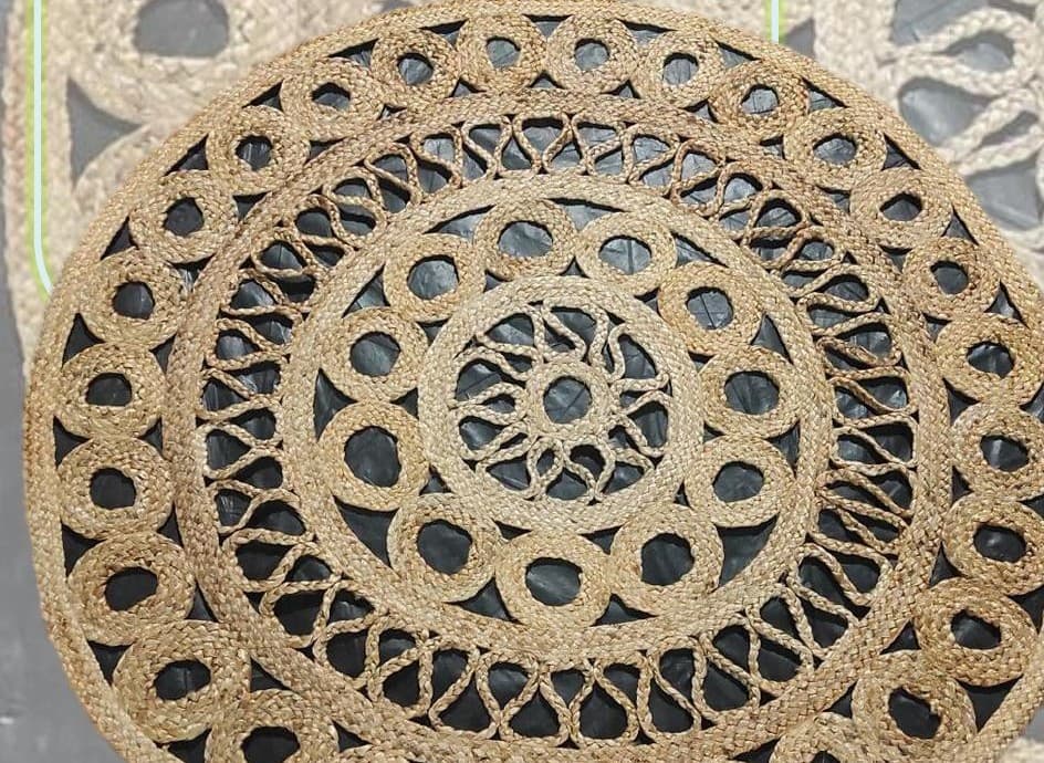 Round Openwork Jute Rug, Flower Centre, 120 cm diameter