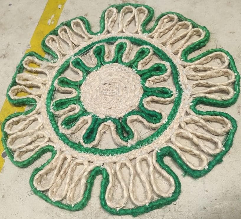 Jute Flower Placemat, Green & Natural, 40 × 40 cm