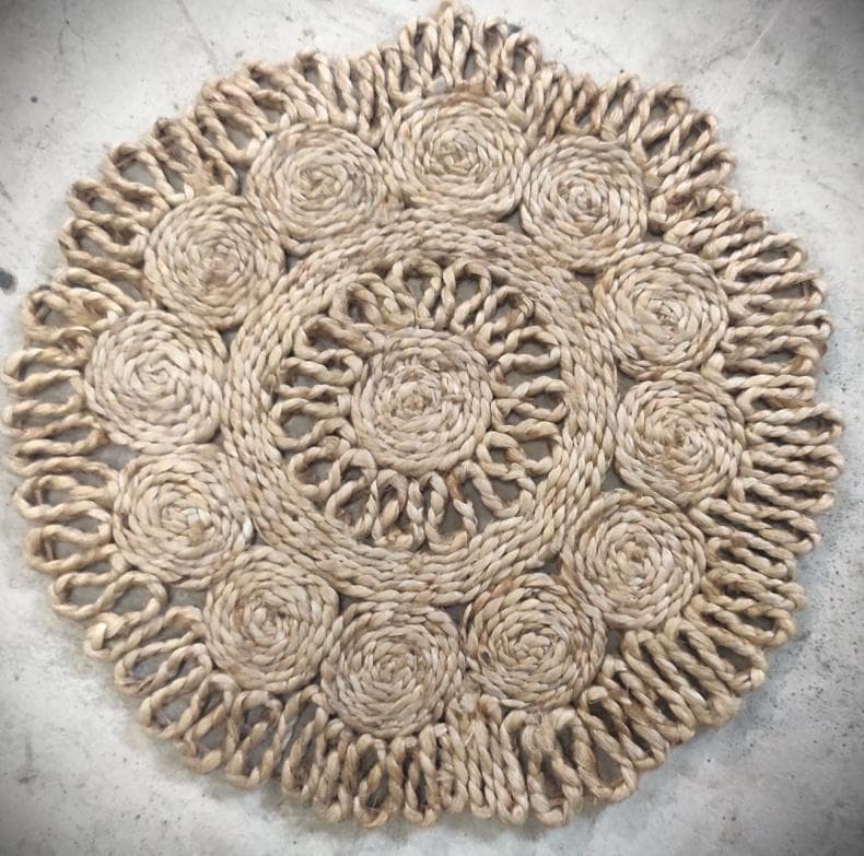 Round Jute Placemat, Natural Rosettes, 40 × 40 cm